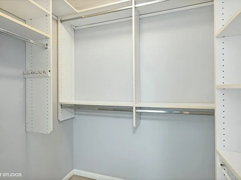 1122 N Clark St #2003 — Photo 10