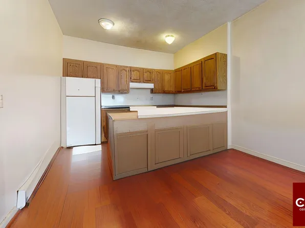 18 S Huntington Ave #2D, Jamaica Plain, MA 02130