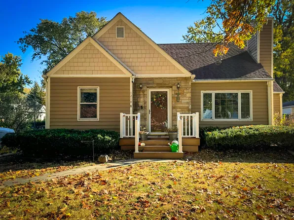 1218 N C St, Indianola, IA 50125