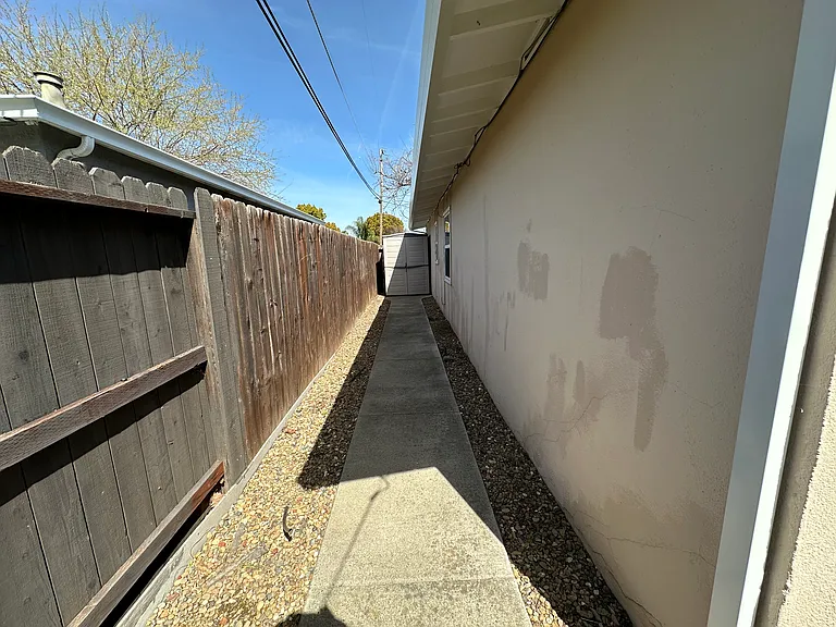 500 McKnight Ln — Photo 15
