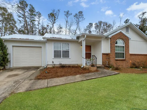 4252 Red Oak Dr, Tallahassee, FL 32311