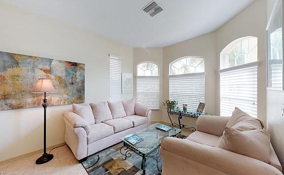 3rd image of 12439 Crooked Creek Ln