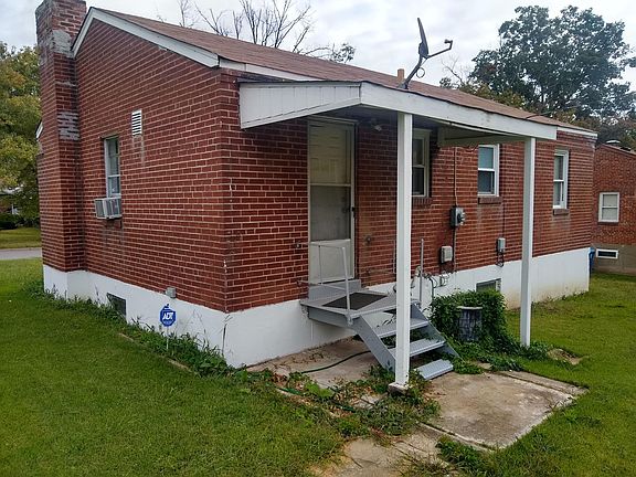 4th image of 1950 Mora Ln