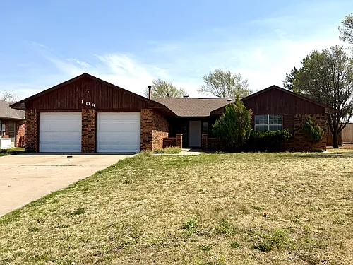 109 Randolph Rd Photo 1