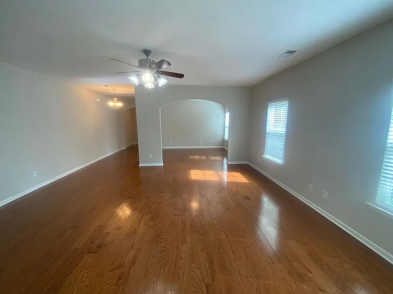 901 Garden Hills Loop — Photo 23