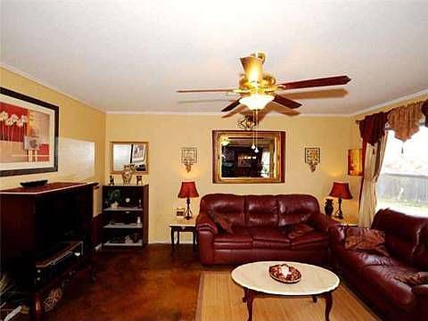 Open LR/Kitchen/Dining Floorplan