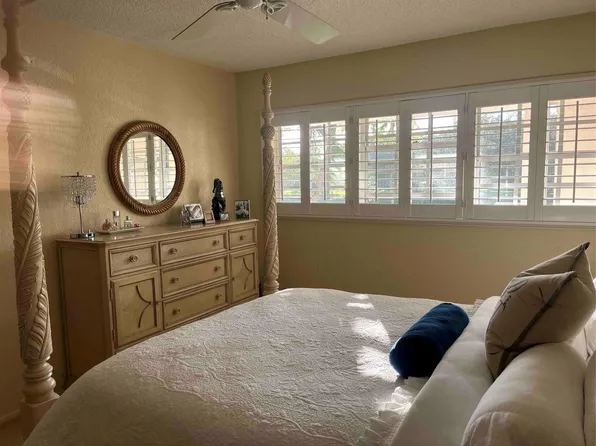 3250 N Palm Aire Dr 202, Pompano Beach, FL 33069