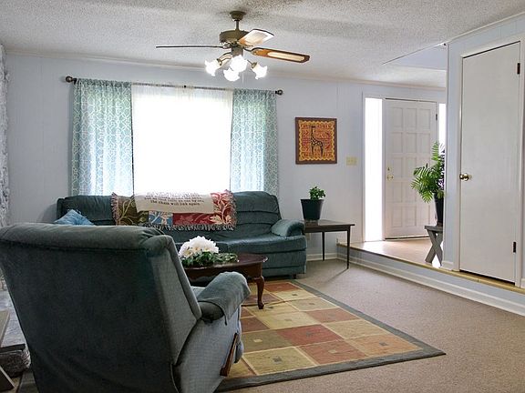 5th image of 2643 Lake Valley Dr