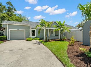 500 Roxbury Dr, Safety Harbor, FL 34695