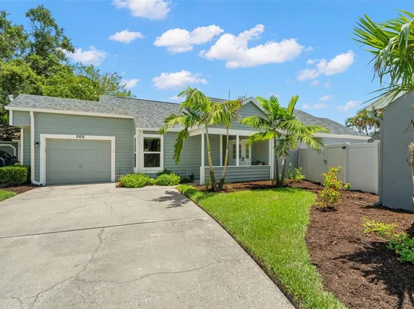 500 Roxbury Dr, Safety Harbor, FL 34695