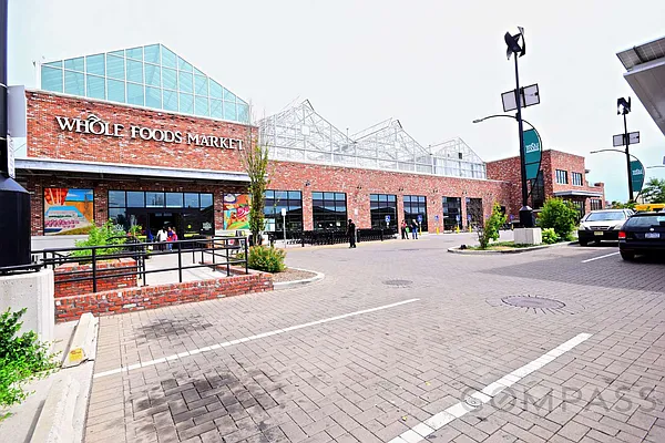 Rented by Compass | media 6