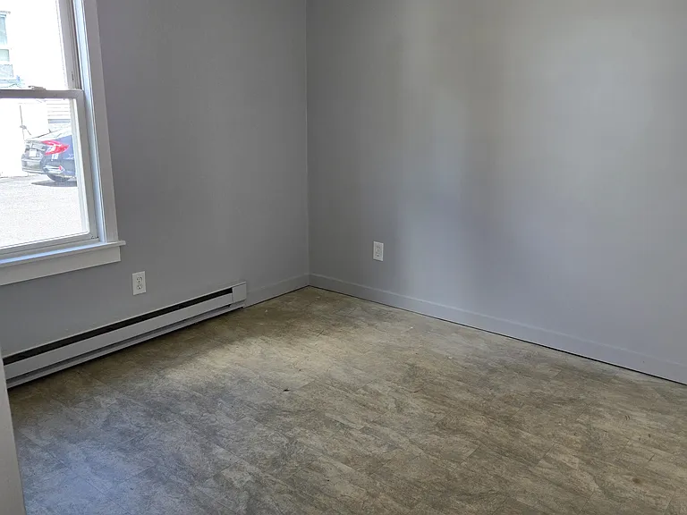18 Clinton St #1R — Photo 8