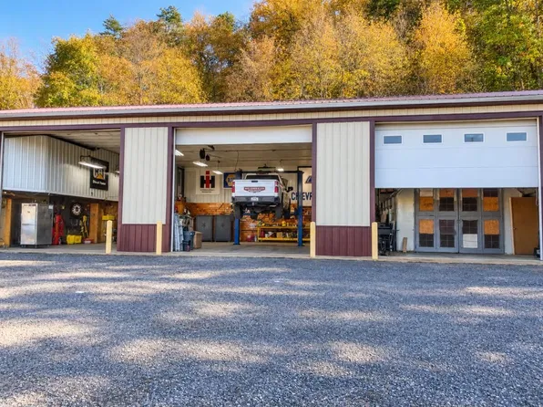 674 Whiskey Rd, Mc Clure, PA 17841