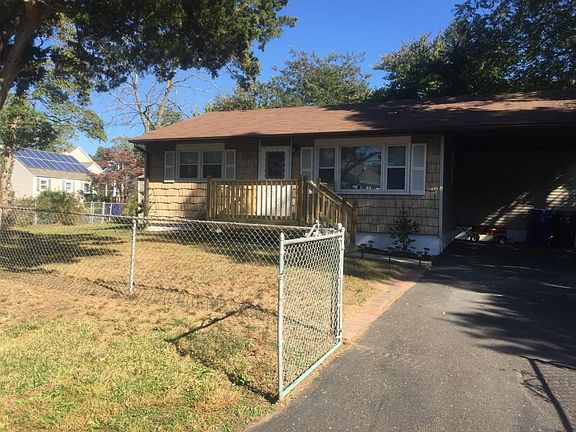 2nd image of 306 Poe Ave