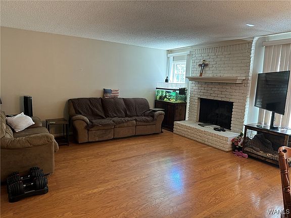 4th image of 6115 Autumnwood Ln
