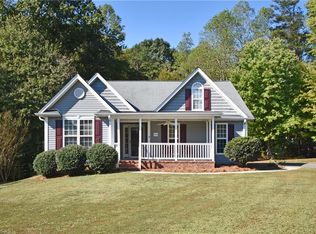 880 Ridge View Ter, Rural Hall, NC 27045