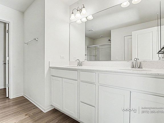 5th image of 1812 Empress Dr