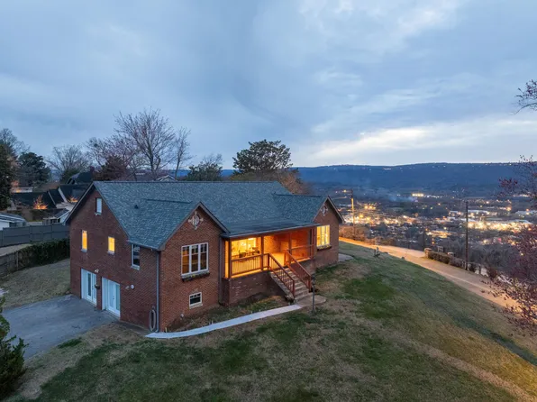 640 S Crest Rd, Chattanooga, TN 37404