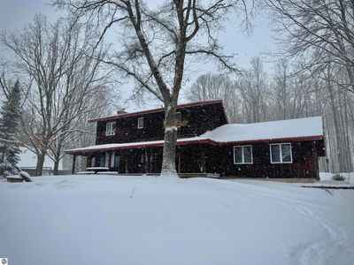 5474 Lake Rd, Fife Lake, MI, 49633