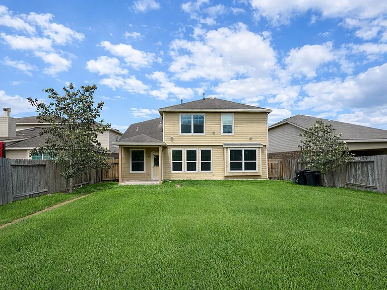 11922 Harristown Dr — Photo 27