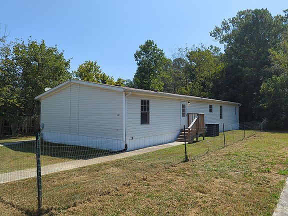 2nd image of 186 Wendy Leigh Cir