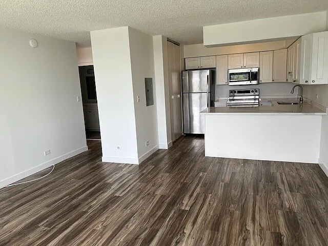 1850 Folsom St #704 — Photo 14