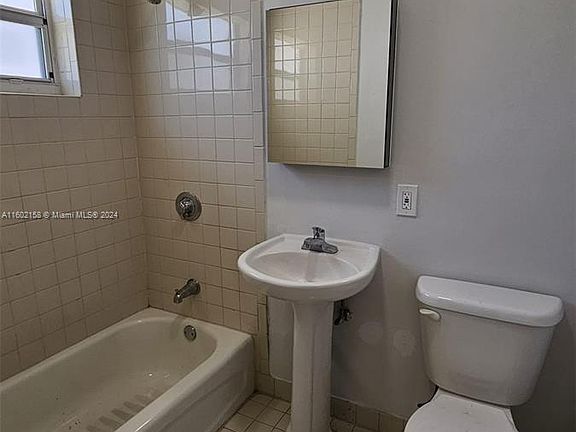 4th image of 3621 Ponce De Leon Blvd #S