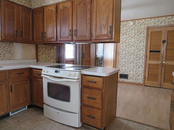 4th image of 306 W Prospect St