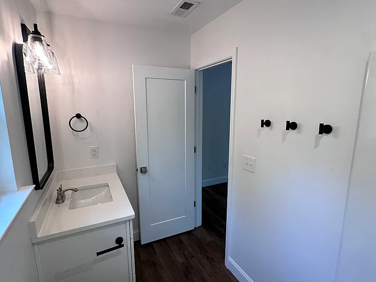 106 Lakeside Dr — Photo 18