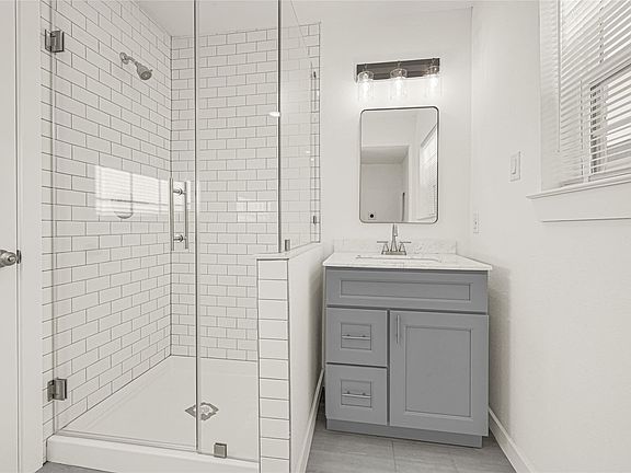 4th image of 6620 Lawndale St APT 3