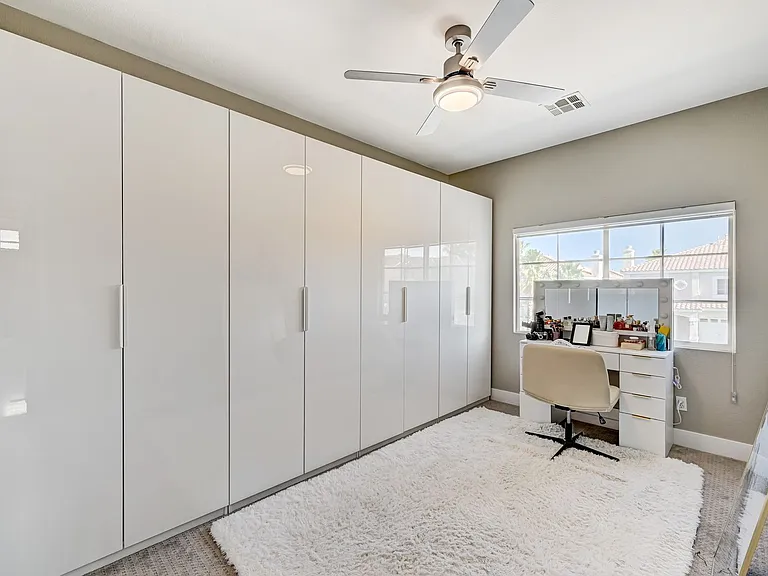 9748 Cathedral Stairs Ct — Photo 34