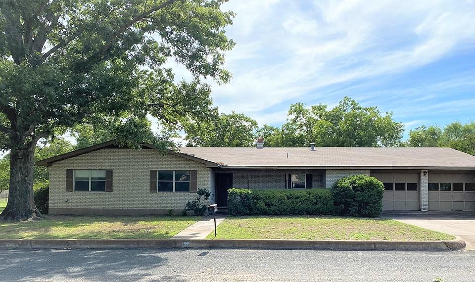 1st image of 117 Crestwood Dr