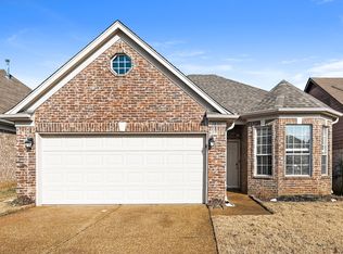 7850 Fallstone Rd, Memphis, TN 38125