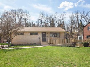3027 Greenwald Rd, Bethel Park, PA 15102