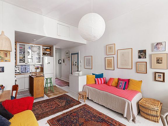 4th image of 345 W 4th St APT 3