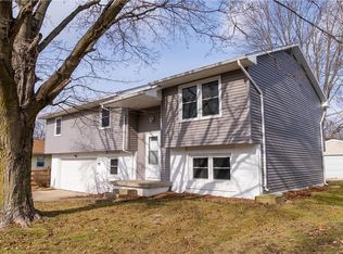 4642 White Oak Ln, Decatur, IL 62521