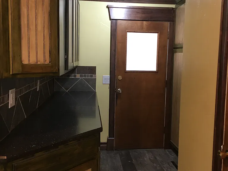 236 S 800 E — Photo 6