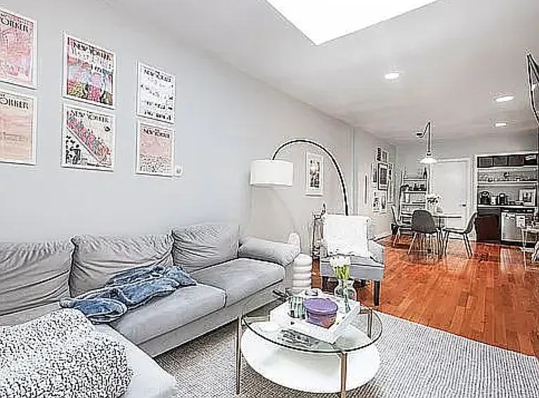 49 W 19th St #5 — Photo 1