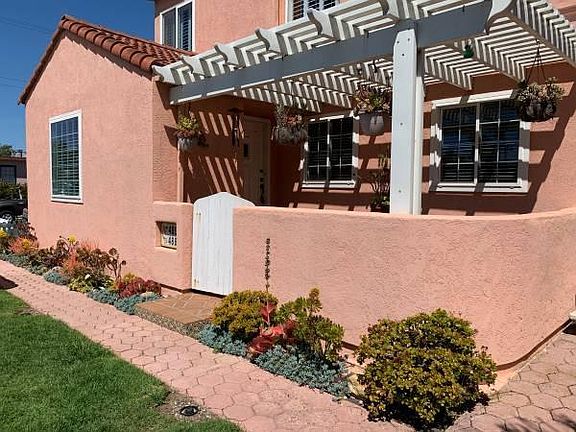 3rd image of 4888 Coronado Ave