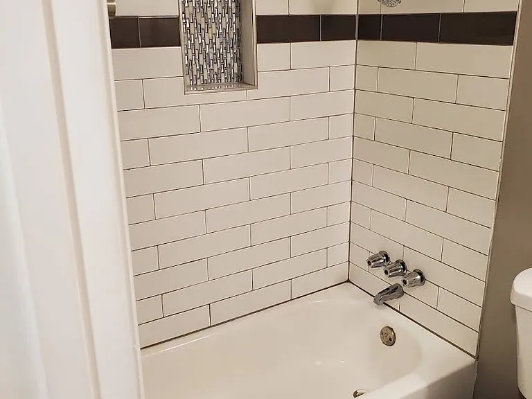 421 College Ave #101 — Photo 10