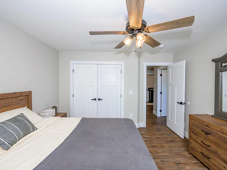 299 Hampton Rd — Photo 43