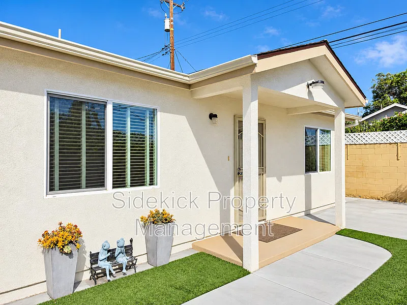 2 bed, 2.0 bath, 960 sqft, $2,950 — Photo 1