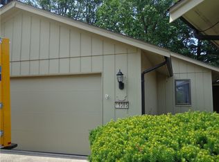 19385 Co Moor Blvd, Strongsville, OH 44136