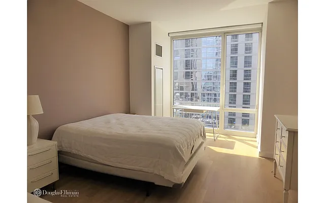 Rented by Douglas Elliman | media 5