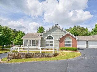 2152 Carefree Cir #9, Marietta, GA 30062