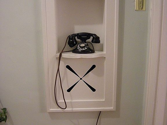 Phone Nook!