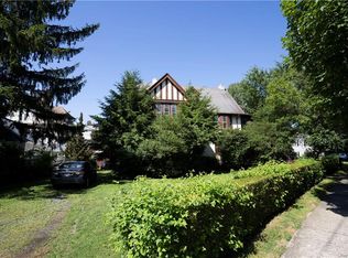 59 Laurel Pl, New Rochelle, NY 10801