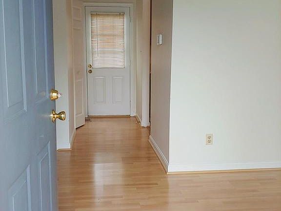 4th image of 45650 Schooner Ct