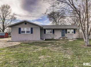 18825 State Route 4, Virden, IL 62690