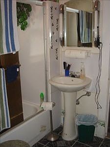 2nd image of 4019 Saratoga St